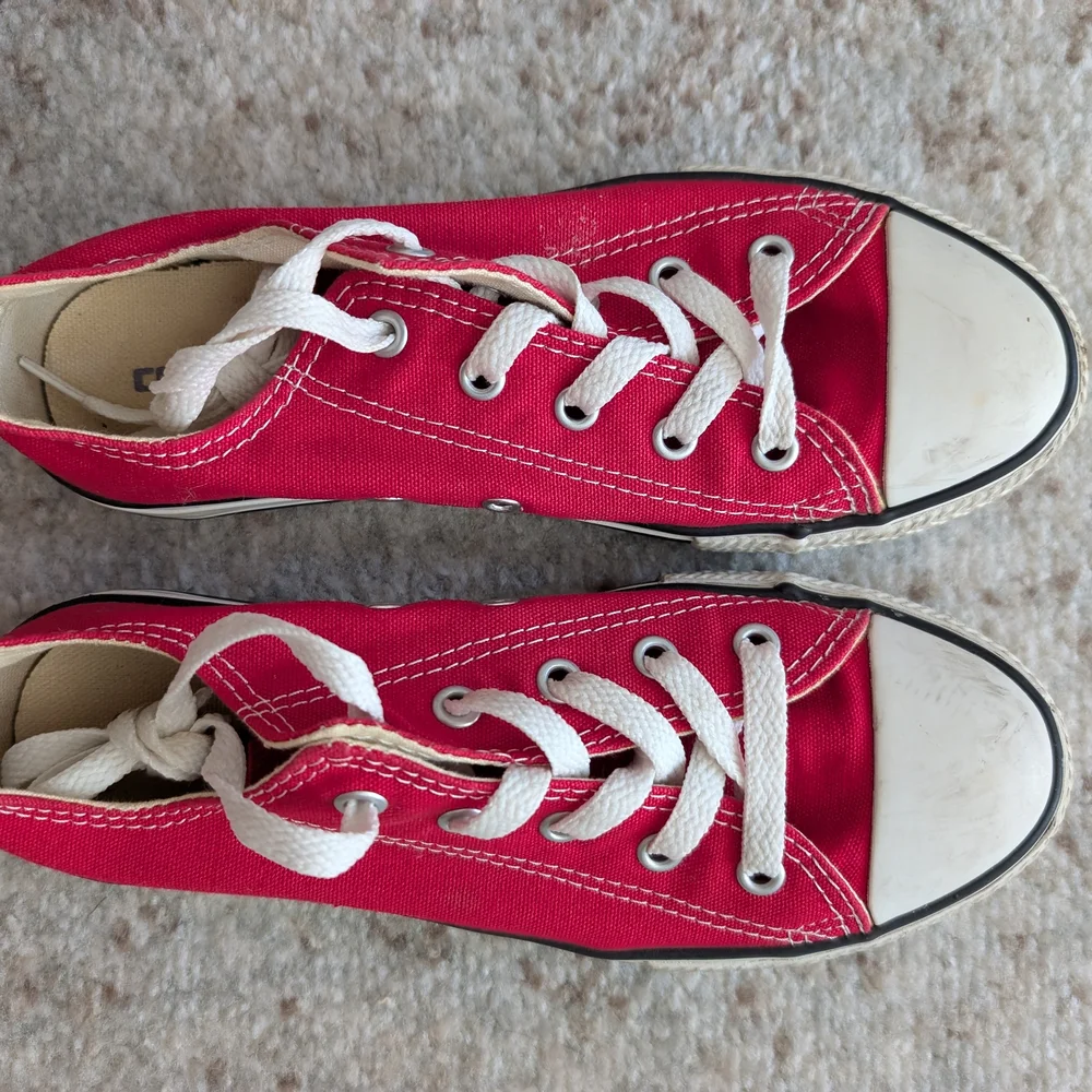 Converse - Picture 4 of 4